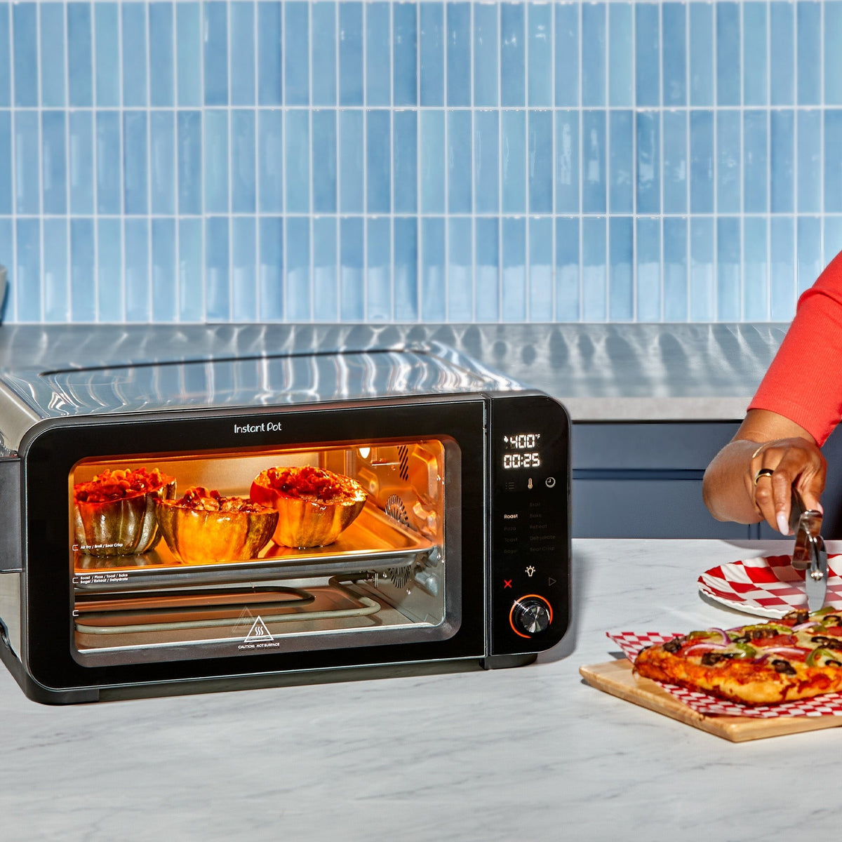 Instant Pot® 6-Slice InstantHeatTM Air Fryer Toaster Oven